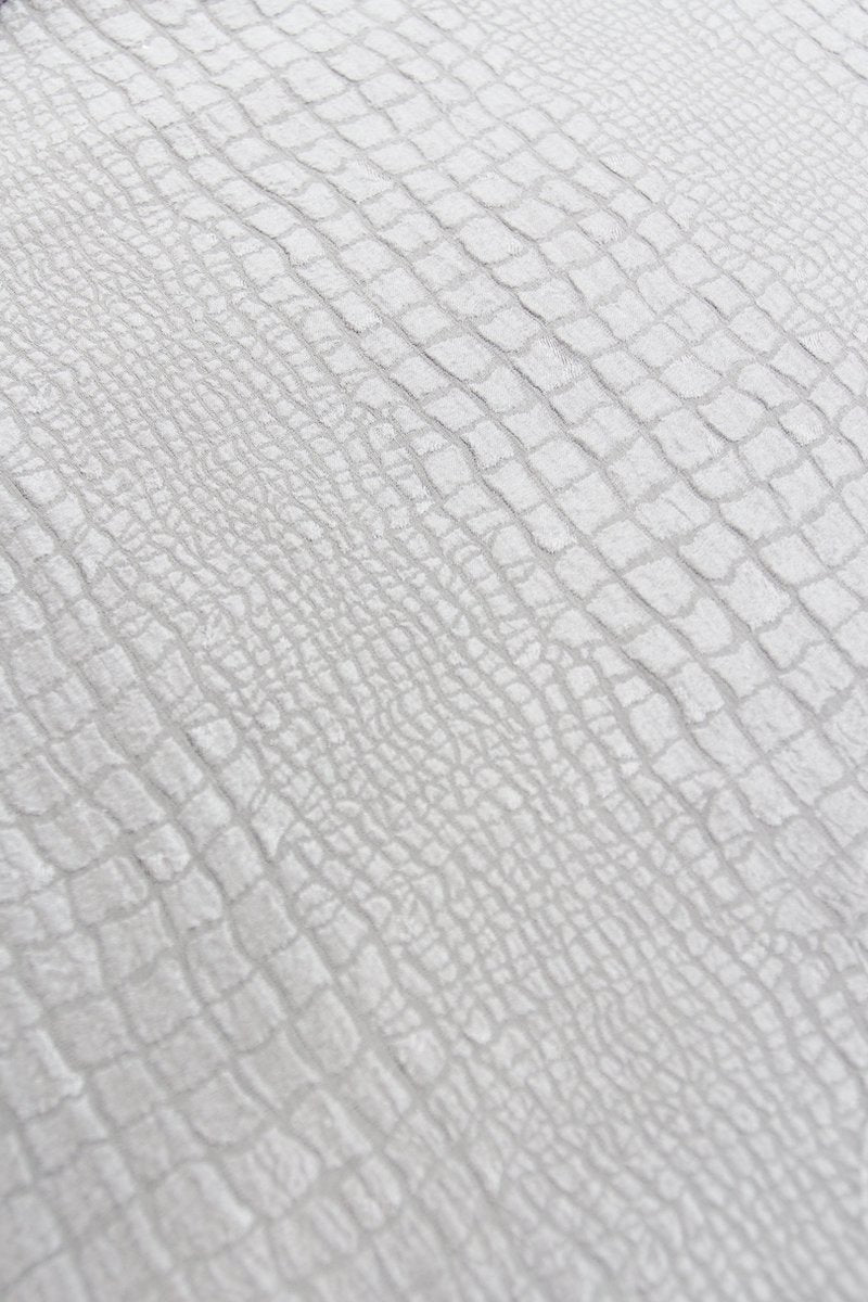 Silk Croco Jacquard Long Sleeve Boubou Caftan One Size Luxury White Full-Length Kaftan